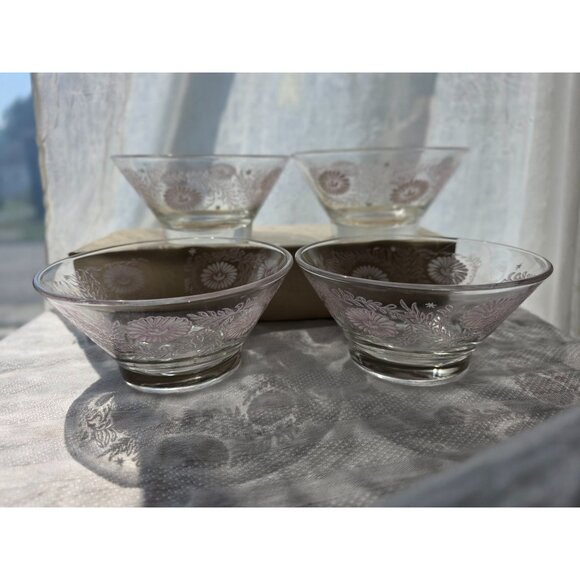 Vintage Todd Pink Tinted Glass Floral Daisy Bowls - Picture 9 of 9